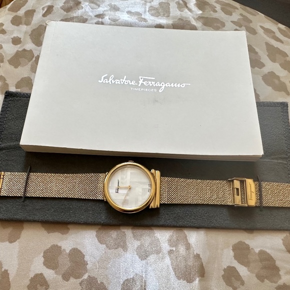 Salvatore Ferragamo | Accessories | Ferragamo Gancini Slim 